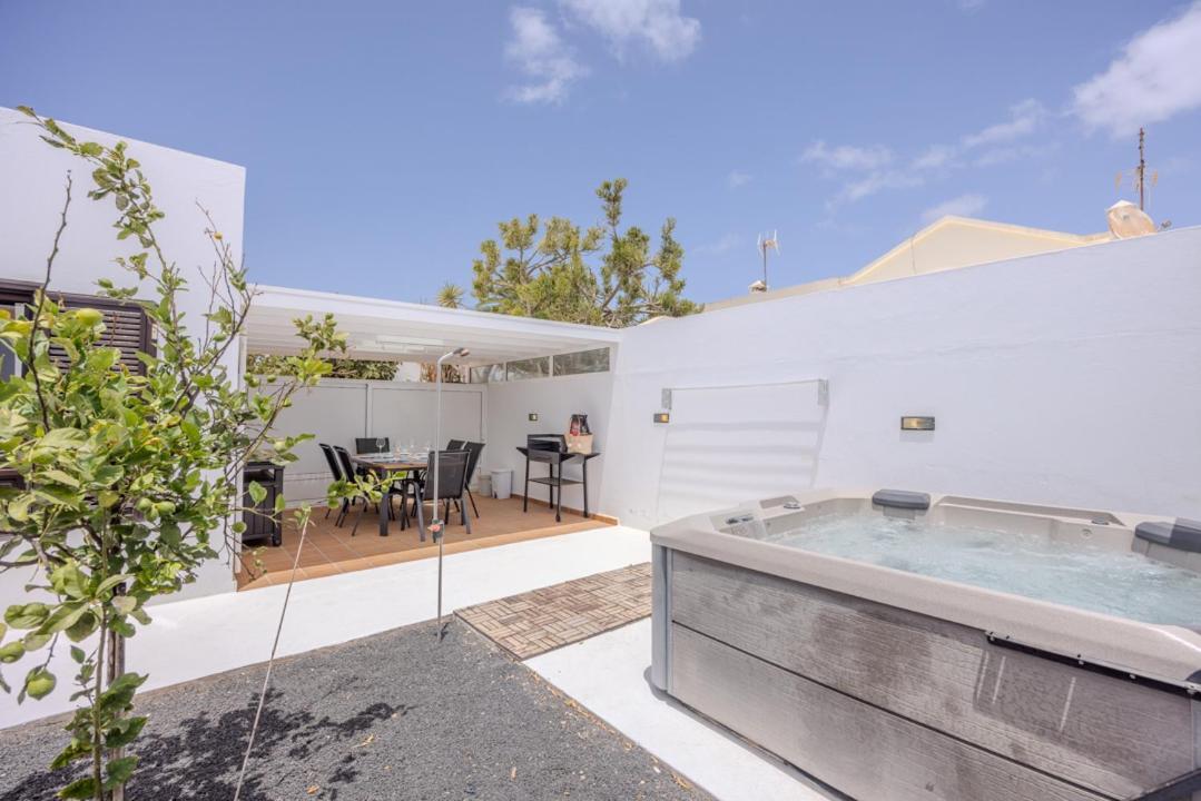 Villa Kakariko Playa Honda  Exterior photo